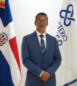 Magistrado Andrés Comas.