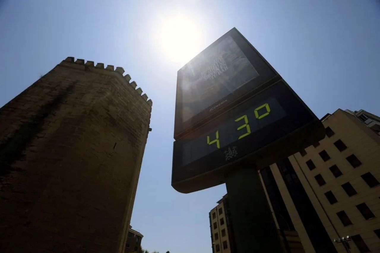 Olas de calor causan 540.000 muertes al año y amenazan hospitales, advierte la OMS