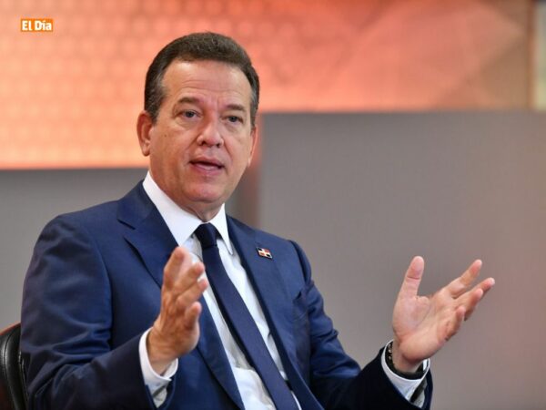 El ministro de Industria, Comercio y Mipymes, Víctor -Ito- Bisonó.