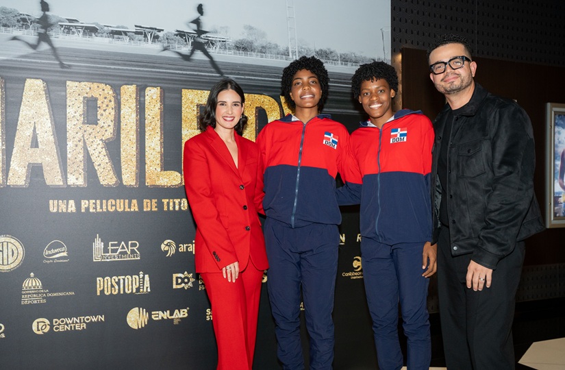 Jessica Hasbún, Yisneidy Alcántara, Marileidy Paulino y Kelvin Liria