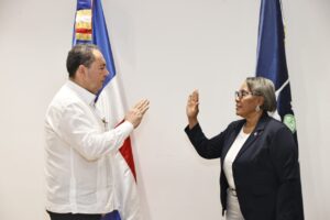 Juramentación de María Virtudes Méndez