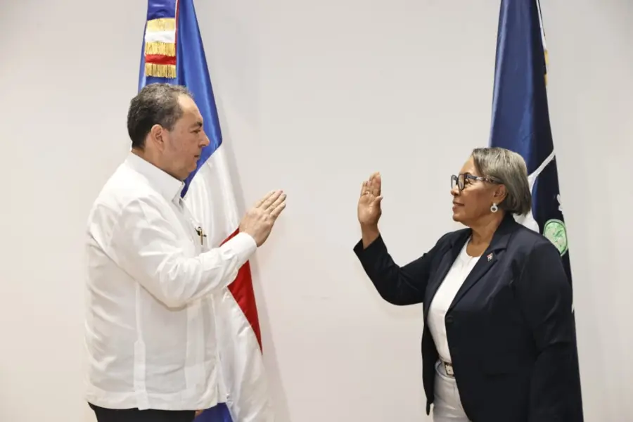 Juramentación de María Virtudes Méndez
