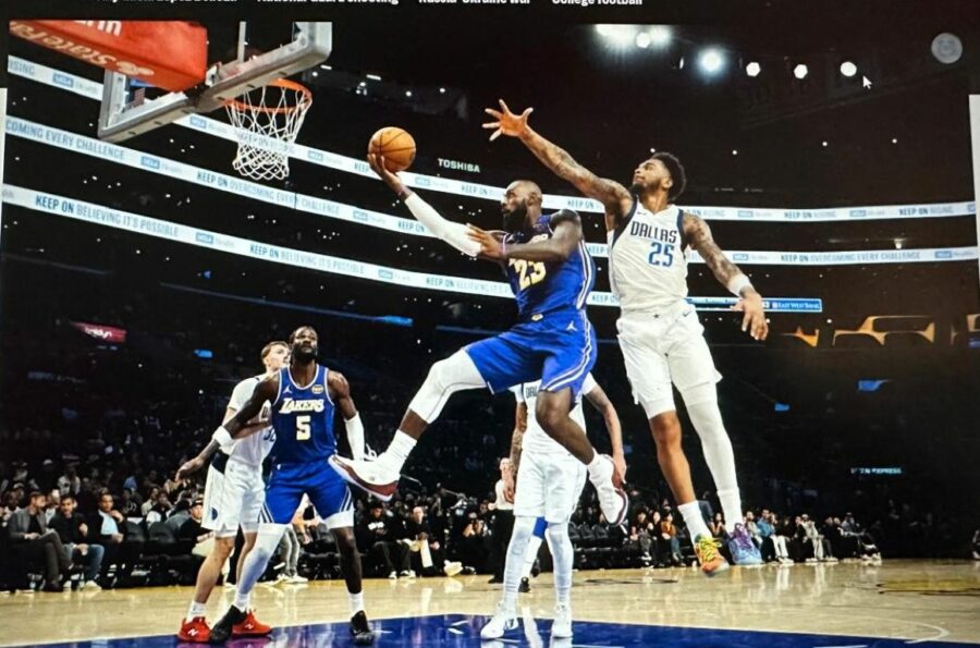 Reaves-LeBron-Lakers