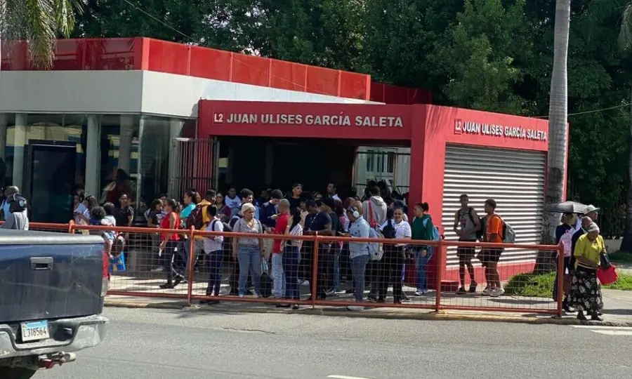 caos metro apagon