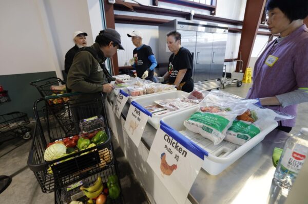 Clients shop at Alameda Food Bank during federal shutdown