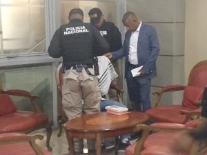 Estefany José Vásquez Amarante-diputada de la Romana