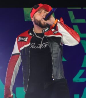 El Alfa participó en anuncio del evento.