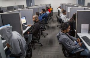 País registra un aumento interanual de 119,965 ocupados según encuesta.