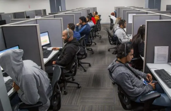 País registra un aumento interanual de 119,965 ocupados según encuesta.