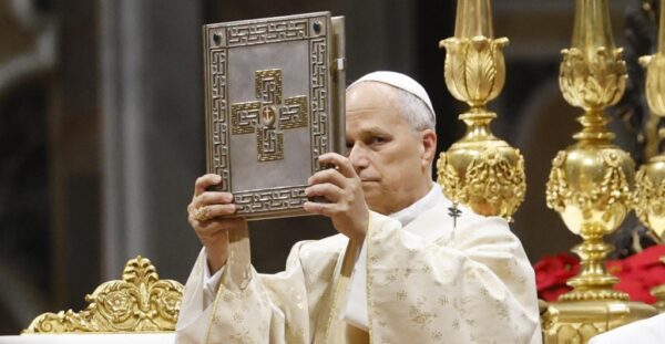 El papa León XIV, en su primer mensaje de Navidad, pidió que cese en Haití toda forma de violencia para que el país avance.