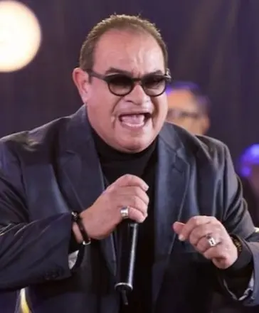 Tony Vega
