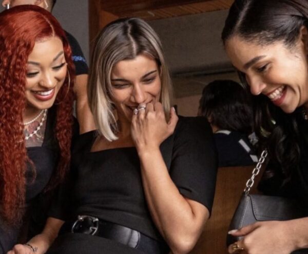 Una escena de la película dominicana “Medias hermanas”, dirigida por Yoel Morales.