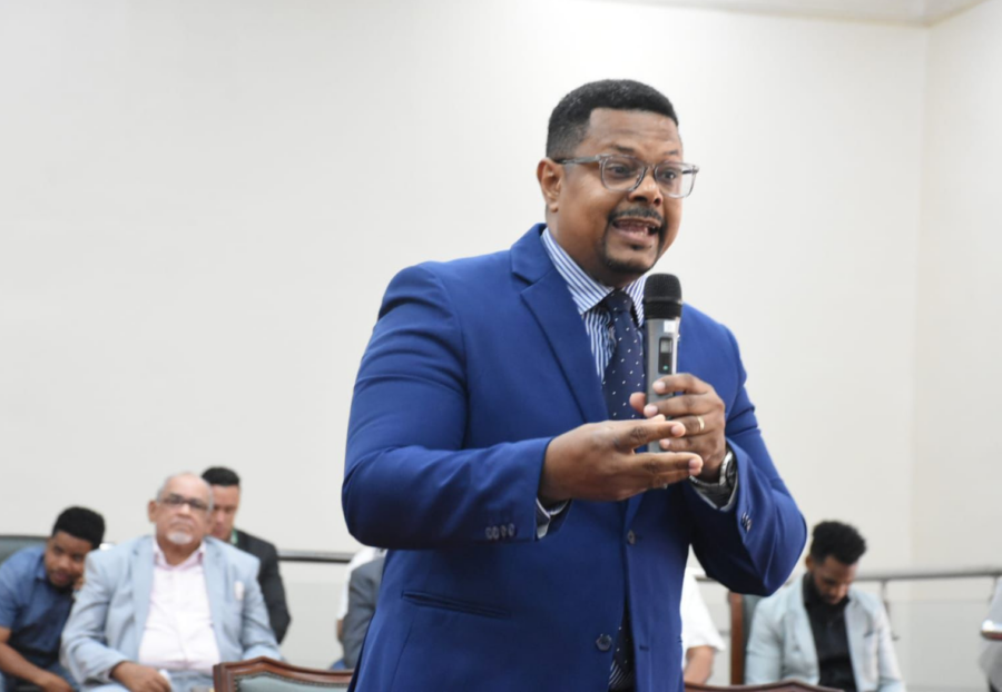 Cantidad de perros realengos son maltratados o viven en abandono en muchas calles del país.