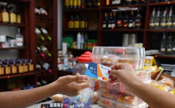 La deuda vencida evidencia una tendencia al alza  alcanzando los  RD$47,621 millones.