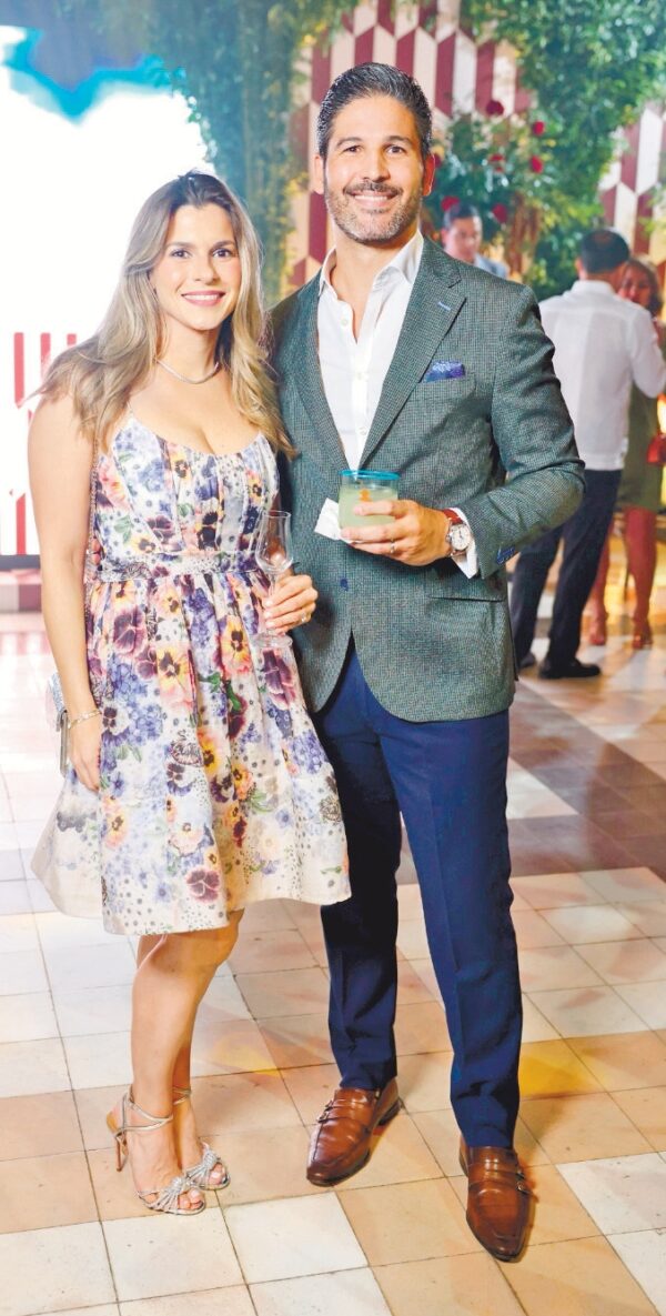 Graciela de Ramón y Leonardo del Monte.