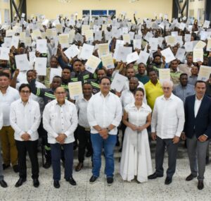 Técnicos recibireon formación de varias entidades.