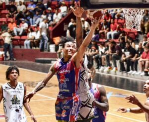 En un apretado partido, el Máximo Gómez ganó el título.