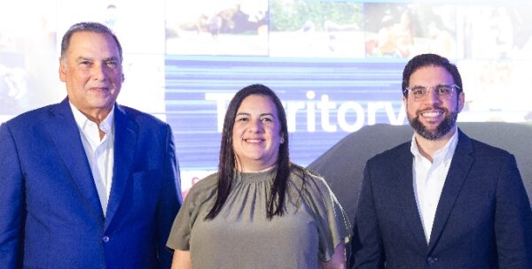 Fernando Villanueva Sued, Rosángela Guerra, Ignacio Saint Hilaire y Joan Abreu.