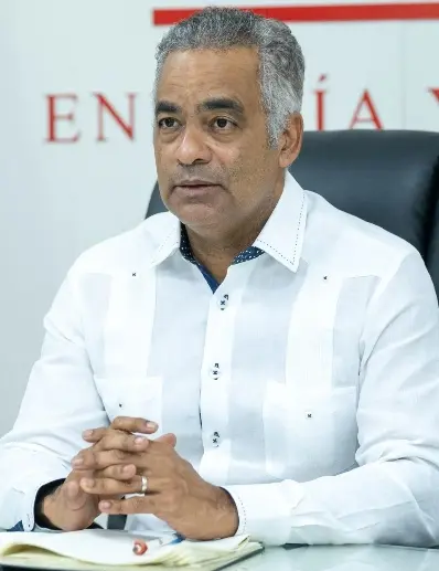 El ministro de Energía y Minas,  Joel Santos.