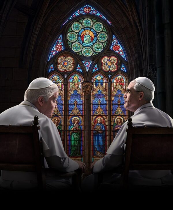 Pepe Sierra interpreta a Benedicto XVI y José Guillermo Cortines  a Bergoglio.