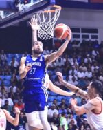 Chris Duarte hace ofensiva en el partido de anoche contra equipo de  México.  fuente  externa