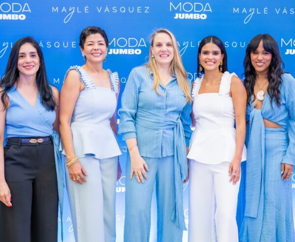 Sachenka Rodríguez, Cinthia Antonio, Cristina Cuadra, Maylé Vásquez y Airam Toribio.