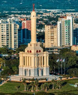 Incluye  educación y sensibilización inclusiva.