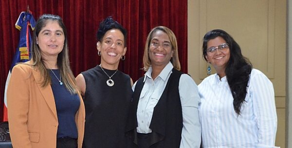 Rita Díaz, Marcia Castillo, Juana Falcon y Johanna Balaguera.