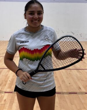 Valentina Villarroel  de Bolivia, y el mexicano Damián Castro García, ambos ganadores.