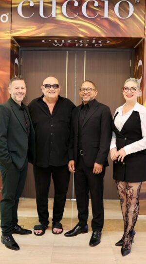 Óscar Villalobo, Tony Cuccio, Nelson Ramírez y Rosalina Arias.