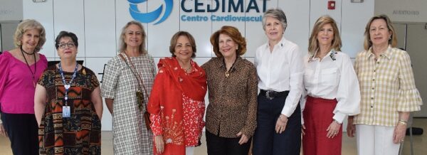 Integrantes de la directiva del voluntariado.