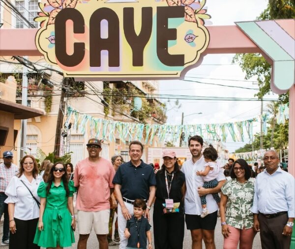 Organizadores del festival compartieron con visitantes.