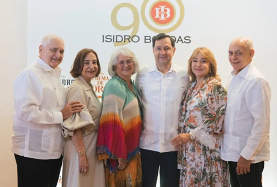 Eduardo Almánzar Mañaná, Lindaura Bordas de Almánzar, María Butler de Bordas, Adriano Bordas Franco, Rosalía Bordas de Dohse y Ernesto Dohse Román.