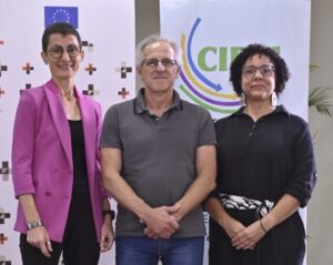 Michaela Izzo, Pablo Bertinat y Jacqueline Laguardia Martínez.