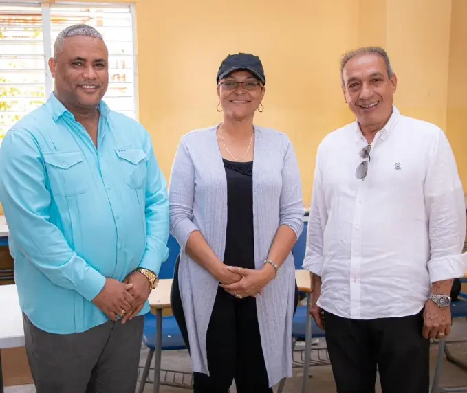 Leonardo Pou,  Teodora Mullix y  Demetrio Vicente.