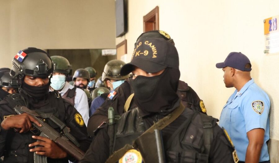 Miembros de la estructura “Cobra”  indicaban  tratamientos  medicinales a personas que no los necesitaban.  CHAIMI REINOSO