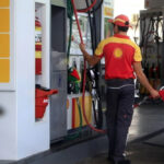 Gobierno aumenta 10 pesos a las gasolinas y al gasoil; congela el GLP