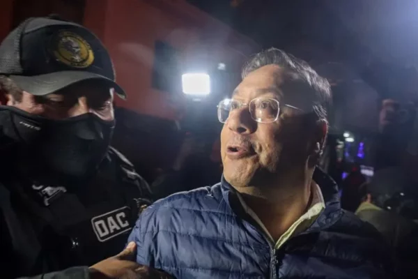 Arce-Bolivia-encarcelado-3