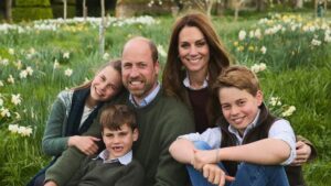 Los príncipes de Gales en su felicitación navideña