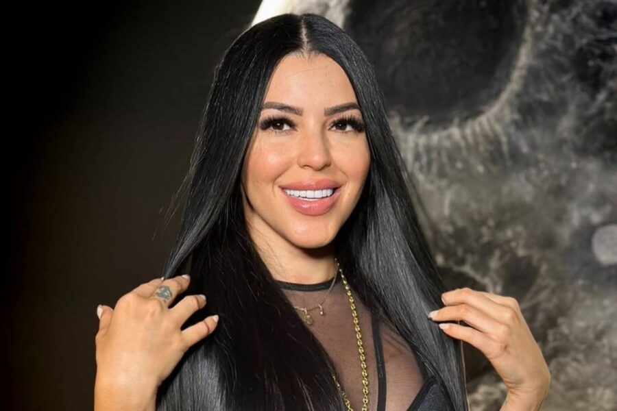 Jimena Araya,--Venezuela