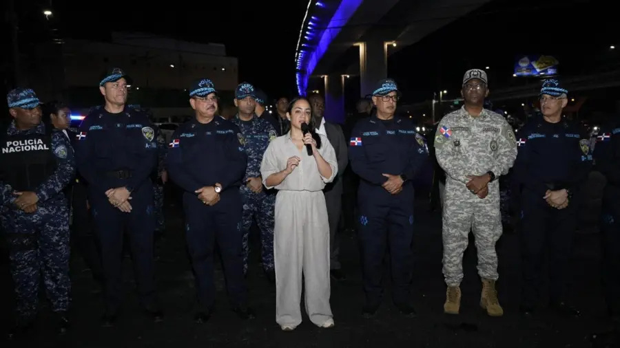 MINISTRA EN FUERZA DE TAREA