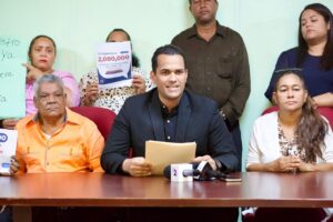 Máximo Martínez, de la Regional del Distrito del Colegio Médico pidió que los médicos jornaleros sean regularizados en el sistema.