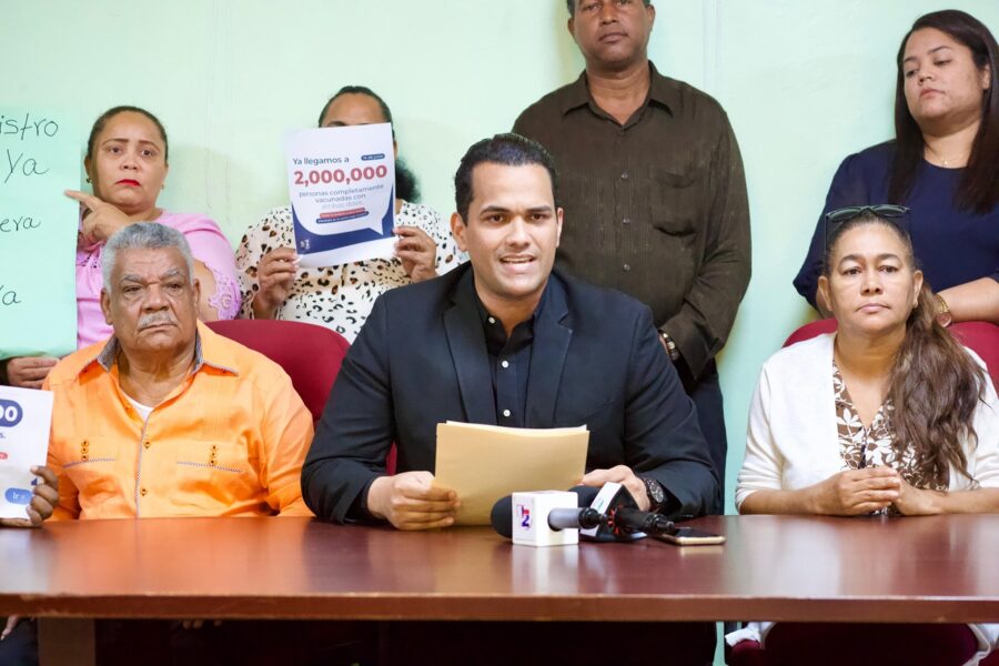 Máximo Martínez, de la Regional del Distrito del Colegio Médico pidió que los médicos jornaleros sean regularizados en el sistema.