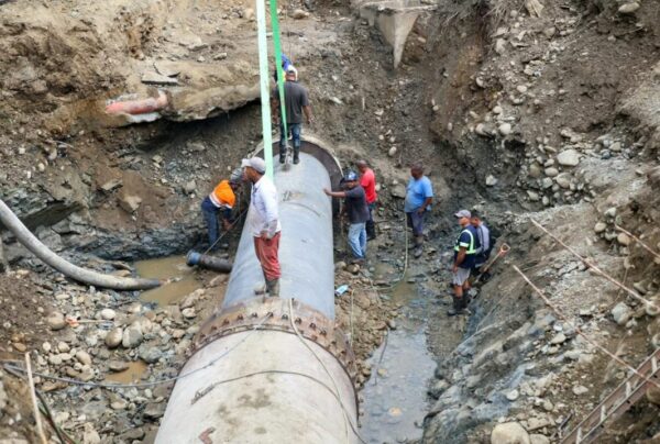 Director de Coraasan informó en la madrugada de este martes que fue concluido el proceso de vaciado de hormigón en el tramo sustituido de la línea de aducción afectada.