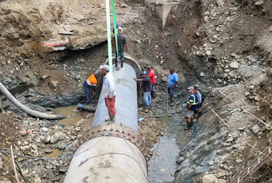 Director de Coraasan informó en la madrugada de este martes que fue concluido el proceso de vaciado de hormigón en el tramo sustituido de la línea de aducción afectada.