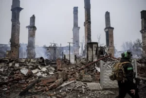 Destrucción en la ciudad de Kostiantynivka, en la región de Donetsk, tras un ataque ruso el pasado 20 de diciembre.