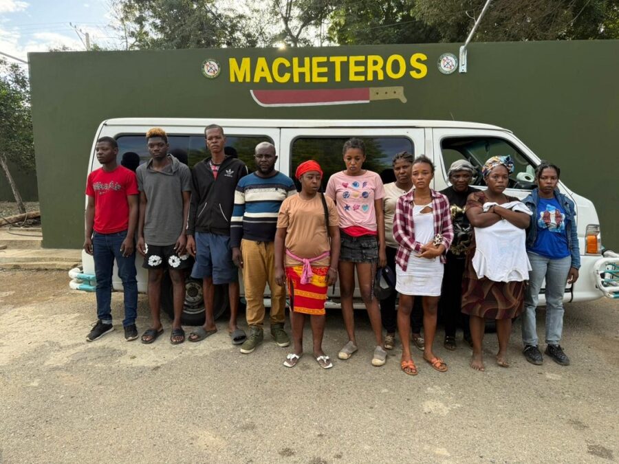 Valverde 13 haitianos detenidos