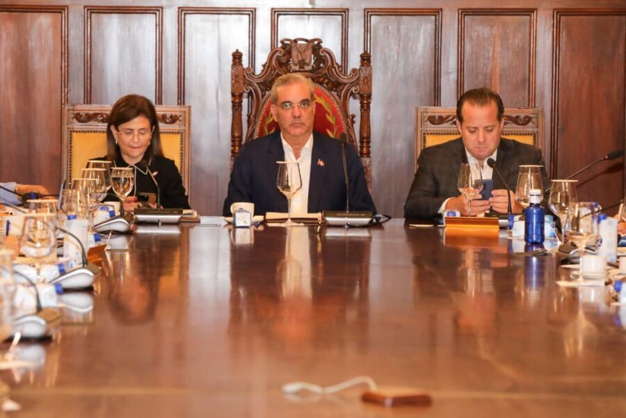 WhatsApp Image 2025-12-17 at 8.46.16 PM (2)