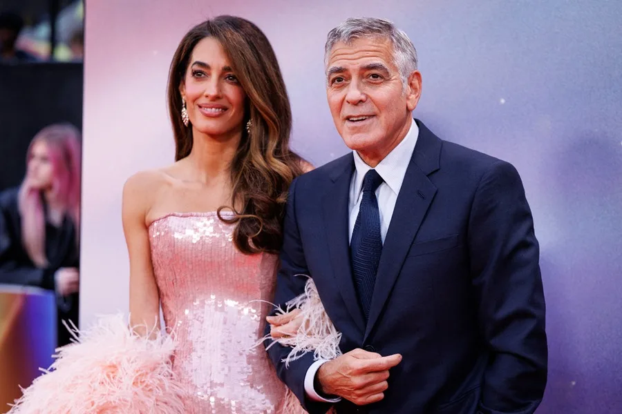 El actor George Clooney junto a su mujer Amal Clooney.