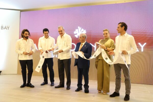 corte de cinta resort-presidente Abinader-David collado